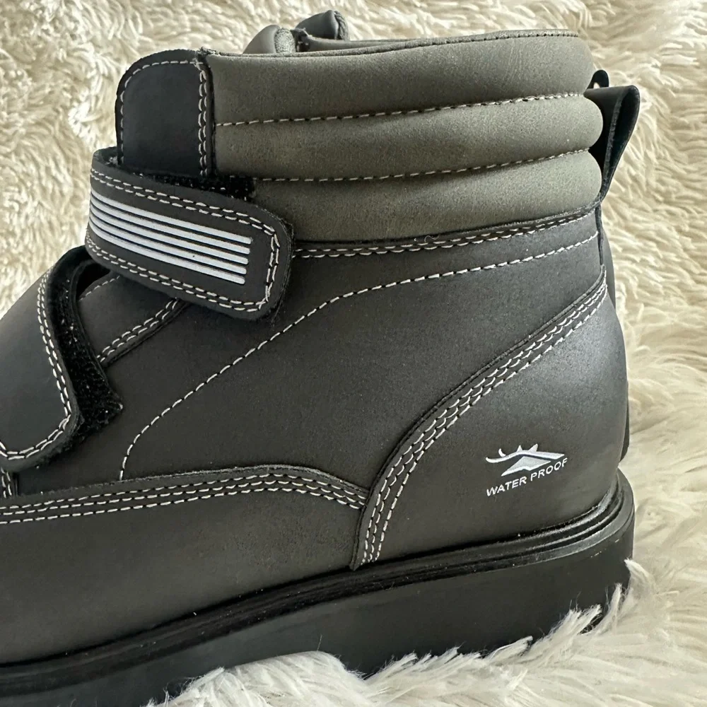 Deer Stags Marker Black Waterproof Boots - Big Kids' Size 7 - NWT